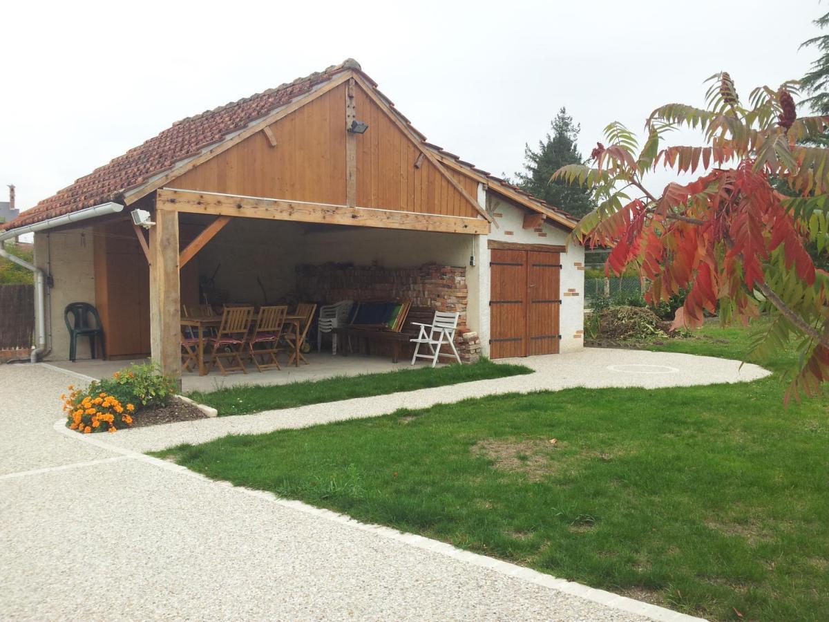 Gite De Sologne "Les Galoches" Dhuizon Екстер'єр фото